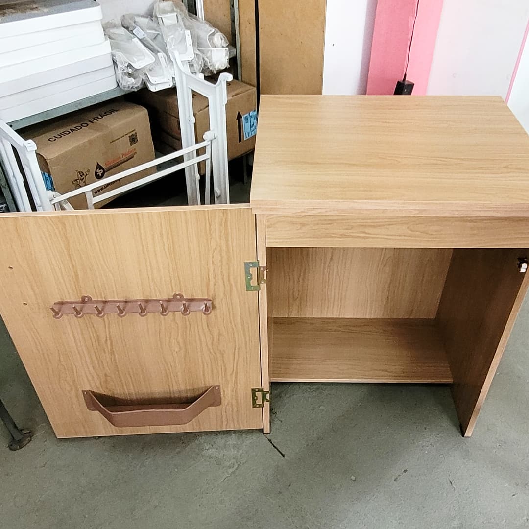 Gabinete para máquina de costura doméstica - Imagem 2